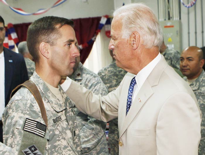 joe biden, beau biden, Delaware Attorney General Beau Biden, joe biden son, joe biden son dies, joe biden family, beau biden family, beau biden wife, beau biden cancer, beau biden funeral, delaware beau biden, delaware online beau biden, delaware attorney general beau biden sheriff, beau biden stroke, joe biden photos, US vice-president, Joe Biden son funeral photo, US photos, America photos, World news, international news, international photos