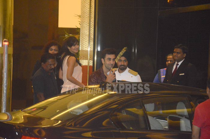 ranbir kapoor, ranveer singh, katrina kaif, sonam kapoor, arjunkapoor, aditya roy kapur, arjun kapoor birthday, arjun kapoor birthday bash, arjun kapoor birthday party, arjun kapoor birthday party pics, arjun kapoor birthday party pictures, ranbir katrina pictures, ranbir katrina pics, ranveer singh pics, ranveer ranbir pics, ranbir kapoor ranveer singh pictures, entertainment, bollywood