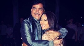 Sonakshi Sinha, Shatrughan Sinha, AR Murugadoss, Konkona Sen Sharma, Anurag Kashyap, Akira, Shatrughan Sinha Daughter, Actress Sonkashi Sinha, Sonakshi Shatrughan Singha, Sonakshi Shatrughan sinha Akira, Shatrughan Sonakshi, Entertainment news