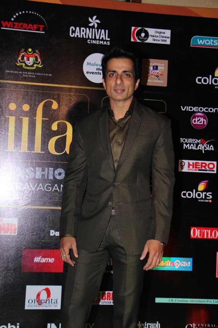 IIFA awards 2015, IIFA 2015, IIFA, IIFA Awards, Aditi Rao Hydari, Bipasha Basu, Malaika Arora Khan, Dia Mirza, Huma Qureshi, Masaba Gupta, Vivek Oberoi, Neha Dhupia, Sonu Sood, Jacqueline Fernandez, Genelia Deshmukh, Riteish Deshmukh, Lauren Gottlieb, Kanika Kapoor, Lisa Hayden, Sonu Sood, bollywood at IIFA, IIFa malaysia, IIFA kuala lumpur, IIFA awards kuala lumpur, iifa awards picture, iifa awards pictures, dia mirza,lauren gottlieb, rocky s, masaba gupta, entertainment news