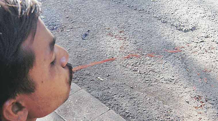 up-authorities-turn-to-gods-to-stop-spitting-in-public-places-india