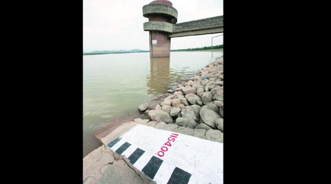 sukhna lake, chandigarh sukhna lake, sukhna lake wate level, heat wave chandigarh, hot weather chandigarh, hot weather impact sukhna lake