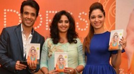 Tamannaah Bhatia, actress Tamannaah Bhatia, Tamannaah Bhatia yoga, yoga day, international yoga day, Tamannaah Bhatia movies, Tamannaah Bhatia yoga day, tusshar, Tusshar Kapoor, entertainment news