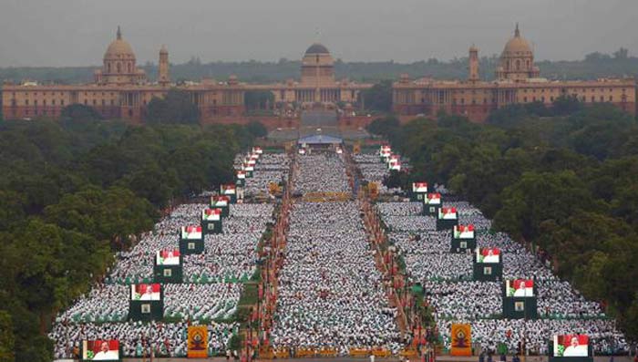 International Yoga Day, Narendra Modi, World Yoga Day, International Day of Yoga, #InternationalYogaDay, #InternationalDayofYoga, India Yoga Day, Yoga Rajpath, Yoga participants, Malaysia Yoga Day, Muslims Yoga Day, Yoga Ahmedabad, World Yoga event, World news,