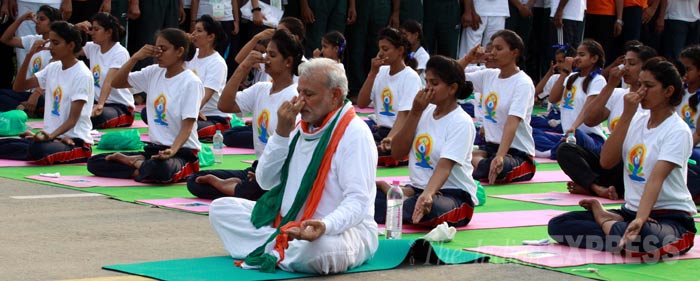 International Yoga Day, Narendra Modi, World Yoga Day, International Day of Yoga, #InternationalYogaDay, #InternationalDayofYoga, India Yoga Day, Yoga Rajpath, Yoga participants, Malaysia Yoga Day, Muslims Yoga Day, Yoga Ahmedabad, World Yoga event, World news,