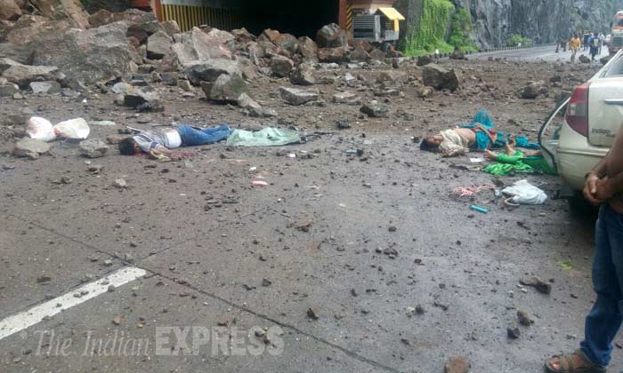 mumbai pune expressway, landslide, mumbai landslide, pune landslide, mumbai landslide photos, pune landslide photos, today landslide photos, mumbai pune expressway landslide, mumbai news, pune news, india news, indian express