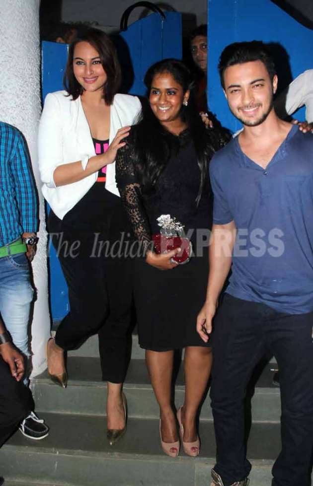 Salman Khan, Sonam Kapoor, Jacqueline Fernandez, Varun Dhawan, Shraddha Kapoor, ABCD 2, ABCD 2 success bash, Bajrangi Bhaijaan, Arpita Khan Sharma, Ayush Sharma, Sonakshi Sinha, Sidharth Malhotra, Student of the Year, John Abraham, Heropanti, Kriti Sanon, Rohit Shetty, Dilwale, Shah Rukh Khan, Kajol, Kangana Ranaut, Parineeti Chopra, Lauren Gottlieb, Elli Avram, Yami Gautam, Radhika Apte, Shruti Haasan, Anil Kapoor, Hritik Roshan, Karan Johar, Nawazuddin Siddiqui, Ayushmann Khurrana, Jackky Bhagnani, Pulkit Samrat, Shweta Rohira, Anupam Kher, Anurag Kashyap