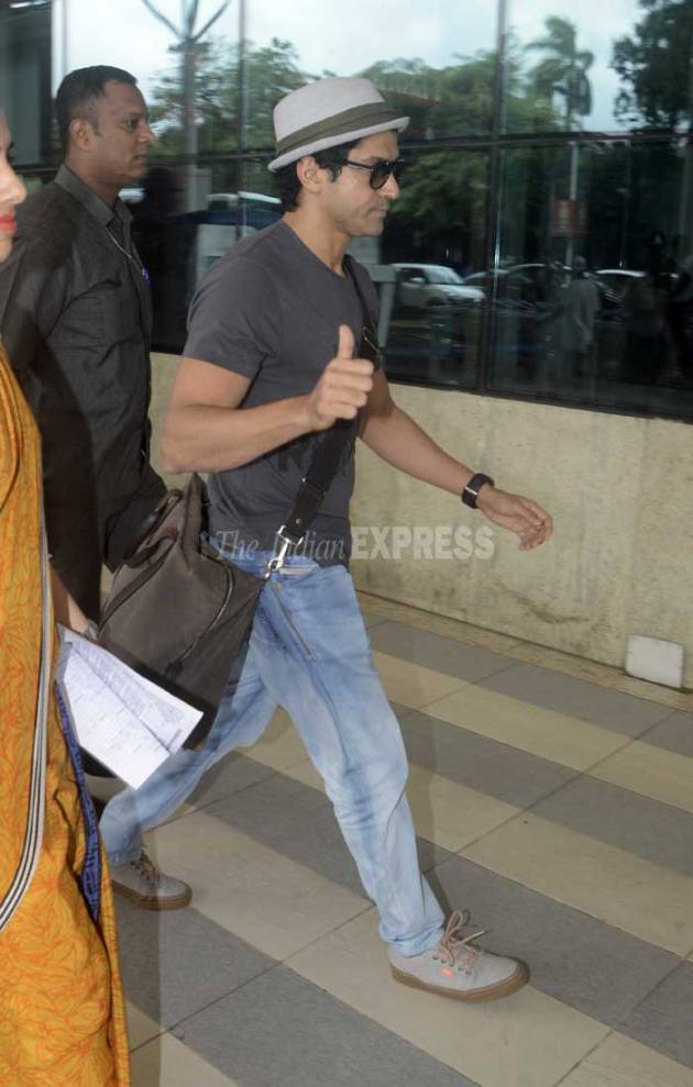 salman khan, bajrangi bhaijaan, arpita khan, ayush sharma, daisy shah, abhishek bachchan, farhan akhtar, varun dhawan, karan johar, arshad warsi, amit sadh, guddu rangeela, niketan madhok, entertainment news