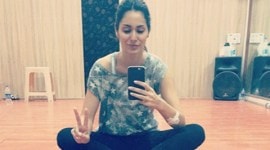 Bruna Abdullah, Actress Bruna Abdullah, Model Bruna Abdullah, Bruna Abdullah Injured, Bruna Abdullah suffers Injury, Bruna Abdullah Suffers Burn, Bruna Abdullah Burn Injury, Bruna Abdullah Bandaged Right Hand, Bruna Abdullah movies, Entertainment news