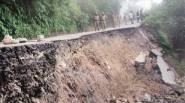  Landslides May Be Linked To Nepal Quakes Kolkata News The Indian 