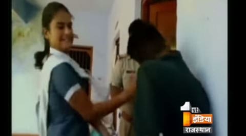 eve teaser, eve teaser thrashed, up eve teaser thrashed video, video of eve teaser thrashed, Puranpur, up girl thrashes eve teaser,