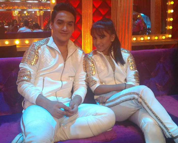 shahid kapoor, shahid kapoor wedding, mira rajput, shahid kapoor marriage, mira rajput, shahid kapoor jhalak dikhhla jaa, jhalak dikhhla jaa, shahid kapoor mira rajput, karan johar, shamita shetty, ashish chowdhry, faisal khan, lauren gottlieb, ganesh hegde, mohit malik, shahid mira, shahid kapoor july 7, shahid kapoor delhi wedding, shahid kapoor delhi, shahid friends bollywood, shahid kapoor wedding updates, shahid kapoor news, entertainment news