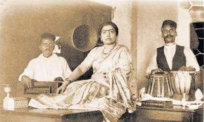 Gauhar Jaan in performance