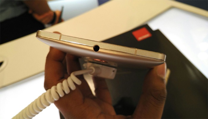 Gionee, Gionee smartphones, Gionee Elife E8, Gionee W900 flip phone, Gionee Elife E8 price, Gionee Elife E8 specs, Gionee Elife E8 specifications, Gionee Elife E8 features, Gionee Elife E8 Inida launch, Gionee Elife E8 launch, Gionee W900 flip phone price, Gionee W900 flip phone specs, Gionee W900 flip phone features, Gionee W900 flip phone specifications, Gionee W900 flip phone launch, Gionee W900 flip phone India launch, MWC Shanghai, technology news, tech news today, gadget news today, technology