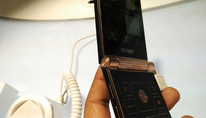 Gionee, Gionee smartphones, Gionee Elife E8, Gionee W900 flip phone, Gionee Elife E8 price, Gionee Elife E8 specs, Gionee Elife E8 specifications, Gionee Elife E8 features, Gionee Elife E8 Inida launch, Gionee Elife E8 launch, Gionee W900 flip phone price, Gionee W900 flip phone specs, Gionee W900 flip phone features, Gionee W900 flip phone specifications, Gionee W900 flip phone launch, Gionee W900 flip phone India launch, MWC Shanghai, technology news, tech news today, gadget news today, technology
