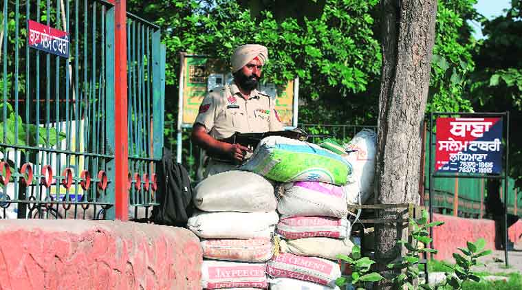 gurdaspur attack, gurdaspur terror attack, bombs near railways, Dinanagar, Ferozepur Railway Division, Railway Protection Force, india news, news