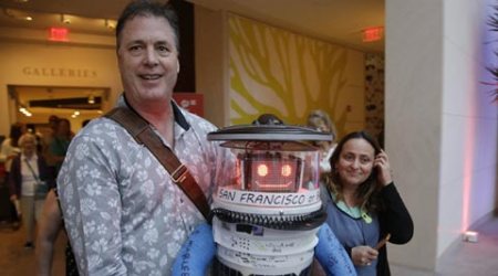 Hitchhiking robot, robot, US Hitchhiking robot, Hitchhiking robot canada, Hitchhiking robot europe, international news, news