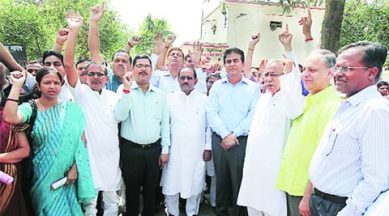 punishment system, setting on fire, casteism, VRS, Akhilesh yadav, CM Akhilesh yadav, Akhielsh govt, lucknow news, Indian Express