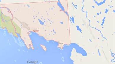 russia, russia helicopter rescued, russian helicopter resucued, arctic, arctic floe, robinson r 22 helicopter, pilot rescued, russina pilot rescued, world news