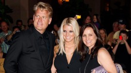 Jessica Simpson, Ashlee Simpson, Jessica Simpsons father, Joe Simpson, Tina Simpson, Joe Simpson Tina Simpson, Joe Simpson Gay, Joe Simpson Tina Simpson Split, Joe Simpson Tina Simpson Marraige, Joe Simpson Tina Simpson Wedding, Entertainment news