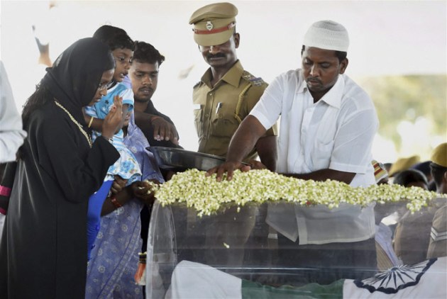 apj abdul kalam, abdul kalam, kalam, abdul kalam death, abdul kalam died, rameswaram, kalam body, kalam mortal remains, Kalam death, apj abdul kalam died, death of apj abdul kalam, abdul kalam passes away, dr abdul kalam died, apj abdul kalam death, apj abdul kalam death news, abdul Kalam Rameswaram, kalam mortal remains rameswaram