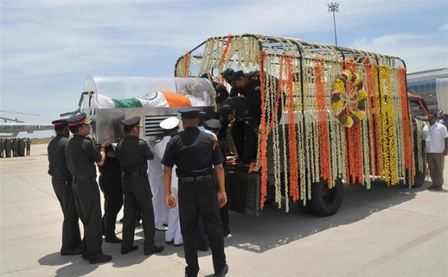 apj abdul kalam, abdul kalam, kalam, abdul kalam death, abdul kalam died, rameswaram, kalam body, kalam mortal remains, Kalam death, apj abdul kalam died, death of apj abdul kalam, abdul kalam passes away, dr abdul kalam died, apj abdul kalam death, apj abdul kalam death news, abdul Kalam Rameswaram, kalam mortal remains rameswaram