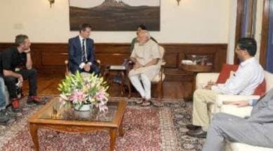 chris martin, Coldplay, Freida Pinto, chris martin meets narendra modi, modi, martin meets modi, pm modi, Global Poverty Project, sanitation,