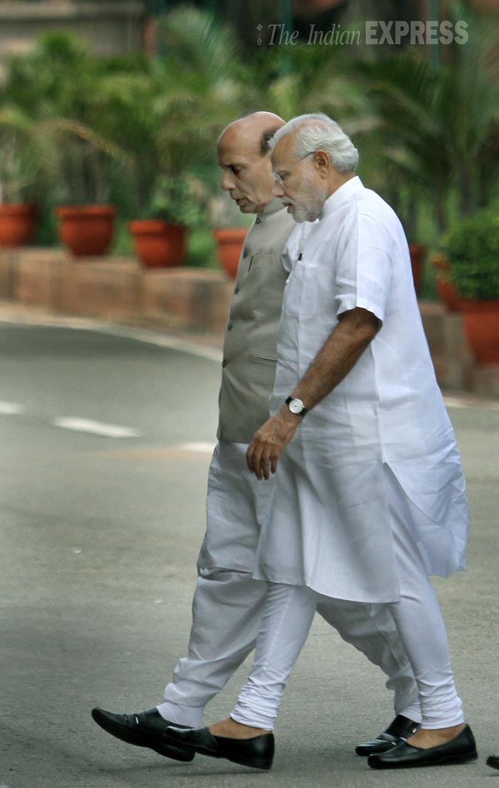 APJ Abdul Kalam, Abdul Kalam Death, Abdul Kalam Died, Abdul Kalam Funeral, Yakub memon, Yakub Memon death, Yakub Memon hanging, 1993 Mumbai blasts, Yakub death sentence, Narendra Modi, Arvind Kejriwal, Rajnath Singh, Manish Sisodia, Pranab Mukherjee, Naseeb Jung, Angelina jolie Pitt, Top Frames, Indian Express, The Indian Express, Top Frames Indian Express