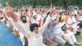 OROP, One rank one pension, Manohar Parrikar, Defence Minister Parrikar, Defence Ministry, OROP protest, OROP implementation, india news, latest news, top stories, indian express