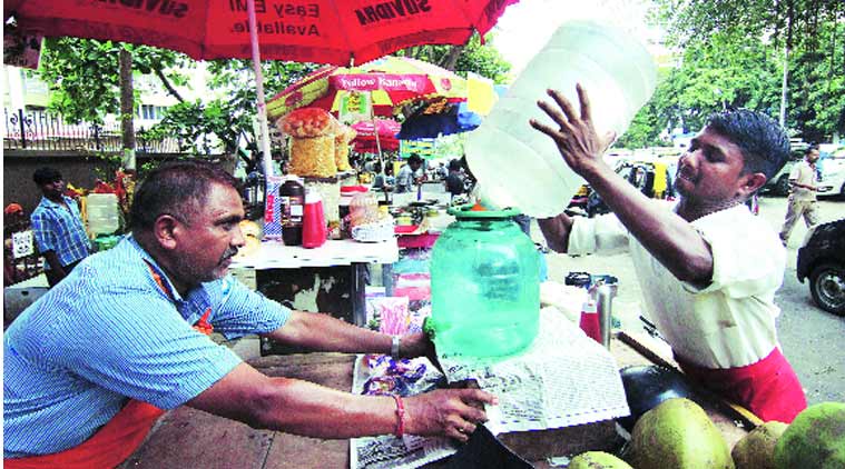 roadside vendors, road vendors, mumbai street food, mumbai street delicacy, summer drinks, best drinks for summer, mumbai news, bmc