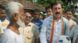 Prasun Banerjee, TMC, Prasun Banerjee warrant, constable slapped, Prasun Banerjee slaps constable, TMC MP warrant, TMC MP slaps constable, Kolkata news