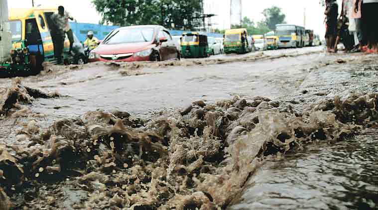 rain, delhi rains, delhi monsoon, delhi waterlogging, delhi roads waterlogging, delhi rain waterlogging, south delhi, south delhi waterlogging, east delhi, east delhi waterlogging, north delhi, north delhi waterlogging