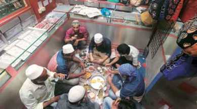 Mumbai, Sweets, Ramzan, Mumbai Sweets during Ramzan, Abdulla Mithaiwala, . Tawakkal Sweets, Maharashtra news, latest news, india News