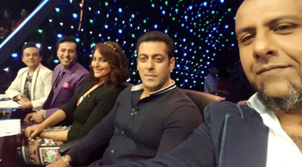 Salman Khan, Bajrangi Bhaijaan, Kareena Kapoor Khan, Sonakshi Sinha, Salim Merchant, Adnan Sami, Vishal Dadlani, Nawazuddin Siddiqui, Indian Idol Junior, Actor Salman Khan, Salman Khan Indian idol Junior, Salman Khan Bajrangi Bhaijaan, Salman Bajrangi Bhaijaan, Salman Bajrangi, Salman Bhaijaan, Salman bhaijaan Bajrangi, Salman Khan News, Salman Khan Movie, Salman Khan Eid, Bajrangi Bhaijaan release, Bajrangi Bhaijaan Eid, Entertainment news