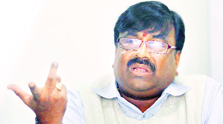 Greece, Maharashtra, Devendra Fadnavis, maharashtra finance, 14th Finance Commission, Uddhav Thackeray, Pankaja Munde, india news, news