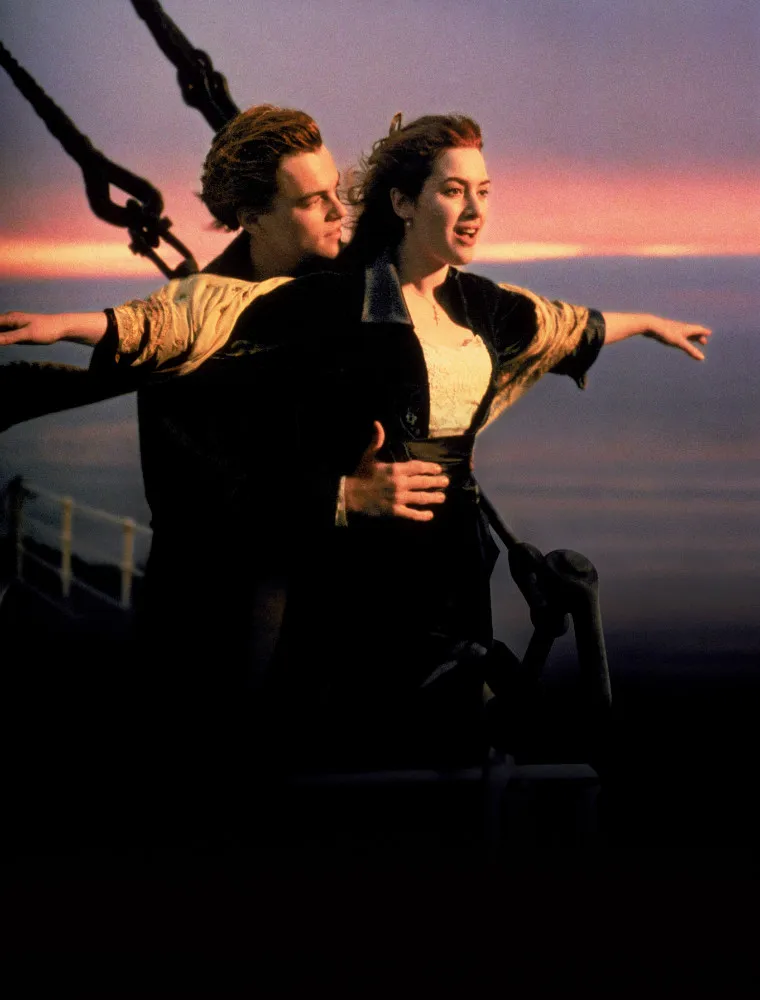 GF Vs. BF - Titanic Pose ka Chakkar #titanic #titanicpose #TKFShorts ... |  TikTok