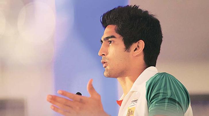 Vijender Singh, Vijender Singh professional boxer, Vijender Singh Boxing, Boxing Vijender Singh, Manohar Lal Khattar, Haryana Chief Minister, Haryana CM, Boxing, Sports news