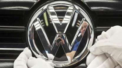 Robot kills man at Volkswagen plant in Germany