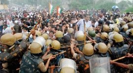 Vyapam Scam, Vyapam Scam Protest, Bhopal, Shivraj Singh Chouhan, Madhya Pradesh, Congress Youth Activists, Vyapam Scam Shivraj Chouhan, Shivraj Singh chouhan Vyapam Scam, Congress Protest Over Vyapam Scam, Vyapam Scam News