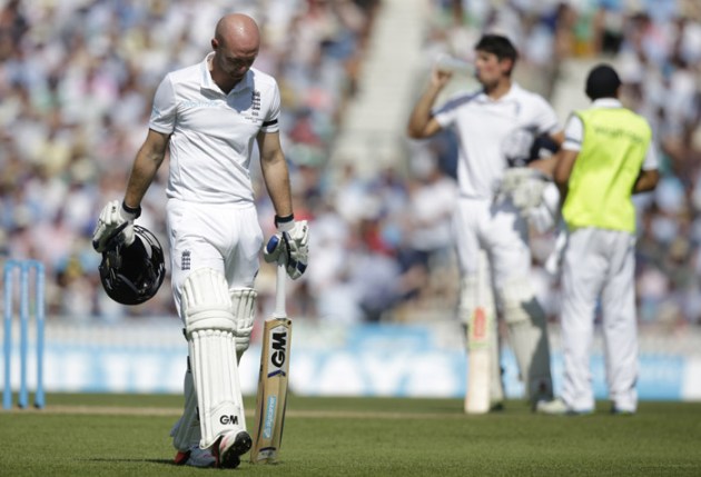 Ashes, ashes 2015, england vs australia, australia vs england, eng vs aus, england australia, aus vs eng, england cricket, australia cricket, michael clarke, alastair cook, clarke, ashes photos, cricket photos, cricket