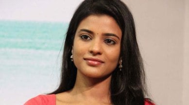 Aishwarya Rajesh, jolly LB, jolly LLb sequel, arshad warsi, prakash raj, boman irani, saurabh tiwari, hansika motwani, entertainment news