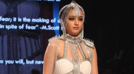 Akshara haasan, India Bridal Fashion Week, Rina Dhaka, Akshara Haasan Bridal Show, Akshara Haasan Fashion Show, Akshara Haasan Ramp walk, Akshara Haasan fashion Show Photos, Akshara Haasan Pictures, Akshara Haasan Show Stopper, Rina Dhaka Bridal Show, Entertainment news