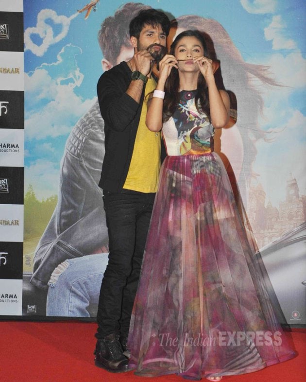 Alia, Shahid, Shaandaar poster