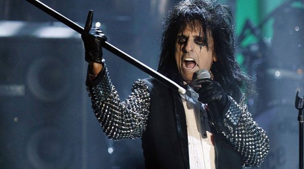 Being an alcoholic was an education: Alice Cooper | Music News - The Indian Express