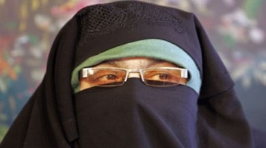 kashmir, kashmir pak flags, Dukhtaran e Millat, Asiya Andrabi, DeM Dukhtaran e Millat, Dukhtaran e Millat pak flags, Dukhtaran e Millat kashmir, pak national anthem, Pakistan Independence Day, Nation news, pak latest news