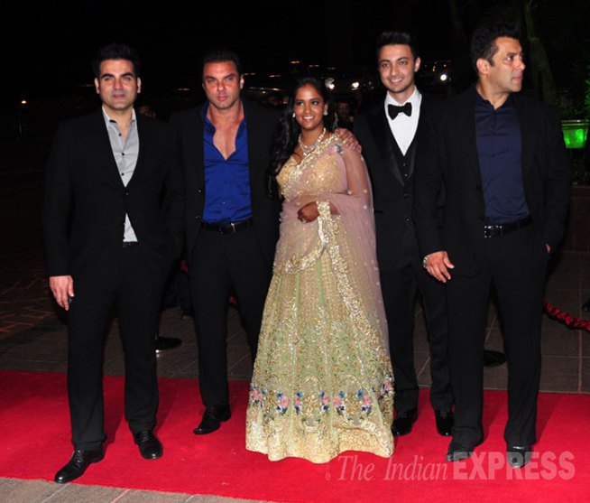Salman Khan, Sohail Khan, Arbaaz Khan, Arpita Khan, Alvira Khan