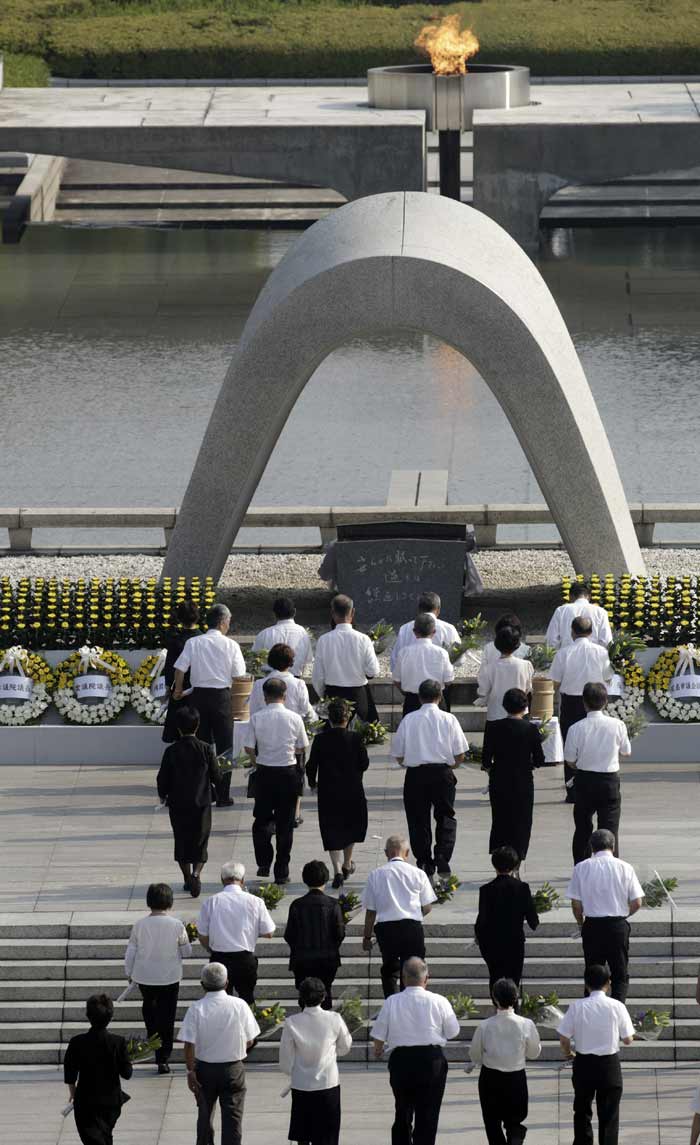 Hiroshima day, Hiroshima bombing, Hiroshima bombing anniversary, Hiroshima news, Hiroshima atom bom pictures, Hiroshima pictures, Hiroshima latest, Hiroshima and nagasaki, Hiroshima atomic bomb, Hiroshima atom bomb, World news