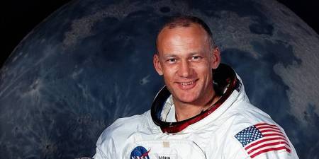 buzz aldrin, who is buzz aldrin, buzz aldrin state of union address, trump state of union address, donald trump state of union ddress, neil armstrong, buzz aldrin astronaut, indian express