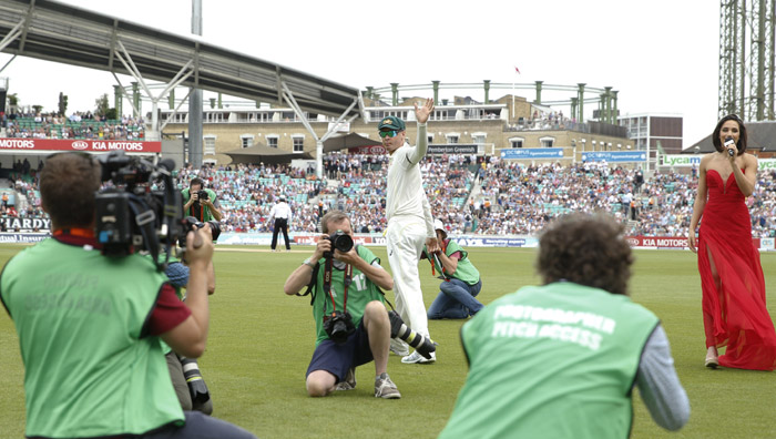 Ashes 2015, ashes, ashes cricket, michael clarke, clarke, michael clarke australia, clarke australia, eng vs aus, aus vs eng, england vs australia, england australia, australia vs england, michael clarke photos, michael clarke images, clarke images, michael clarke career, ashes photos, cricket photos, cricket