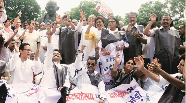 Congress, suspended Congress MPs, Rahul Gandhi, Sonia Gandhi, Congress MPs suspended, Congress LS MPs suspended, Sumitra Mahajan suspended Congress MPs, Bjp government, nda government, Lok Sabha logjam, Sushma Swaraj, Vasundhara Raje, Shivraj Singh Chouhan, Lalit modi row, Lok Sabha MPs suspended LS speaker Sumitra Mahajan, indian express, india news, nation news